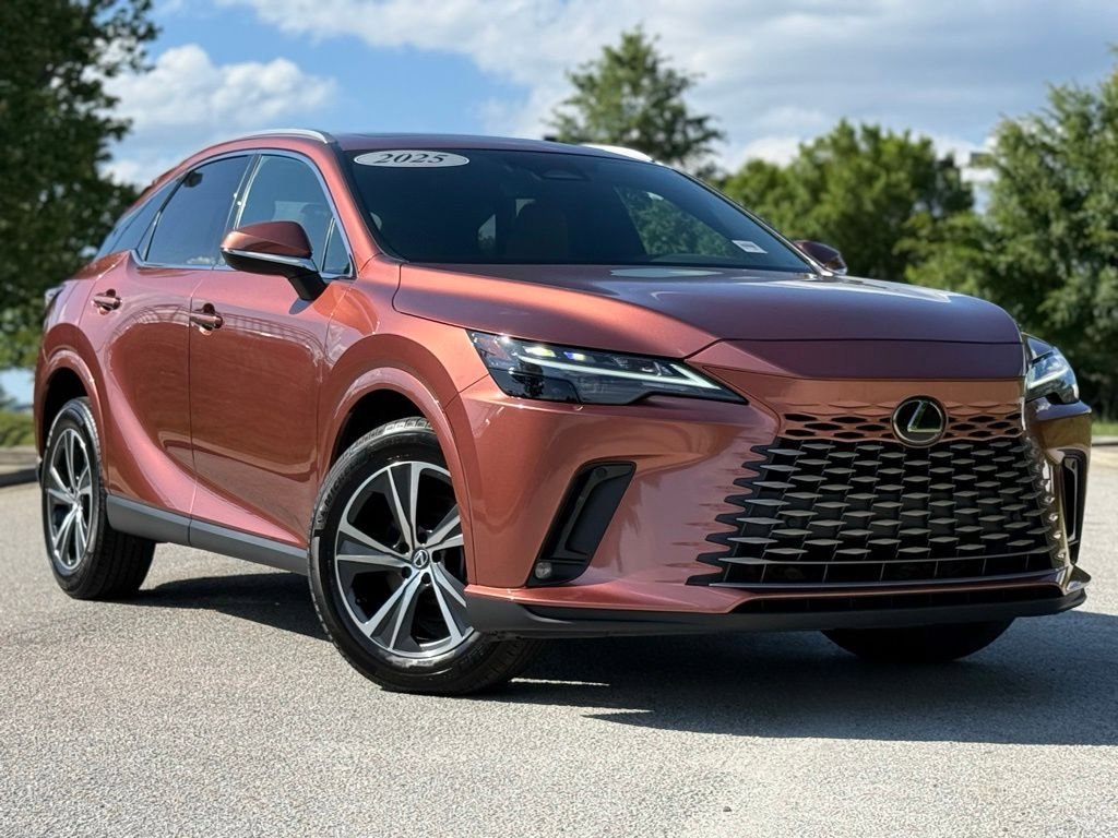 Used 2025 Lexus RX 350 Premium w/ Accessory Package AWD/4WD image 2