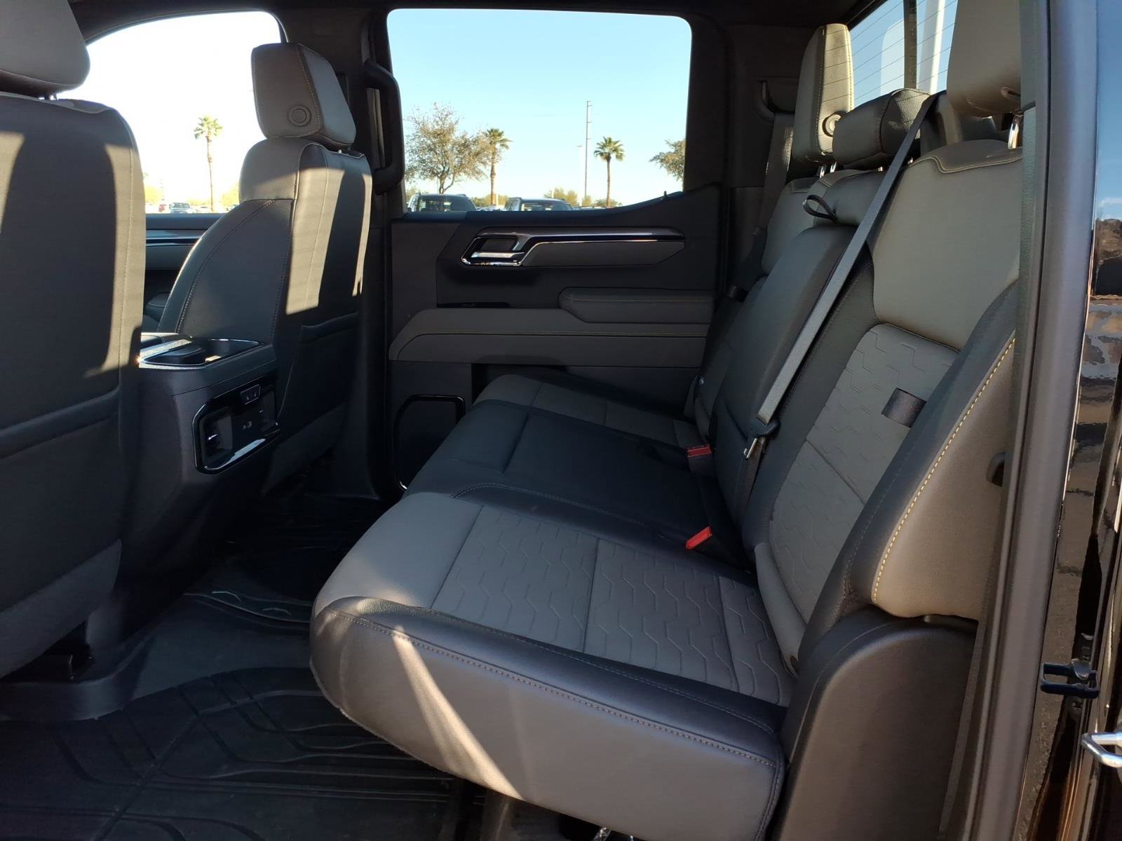 Used 2025 Chevrolet Silverado 1500 ZR2 w/ Technology Package image 16