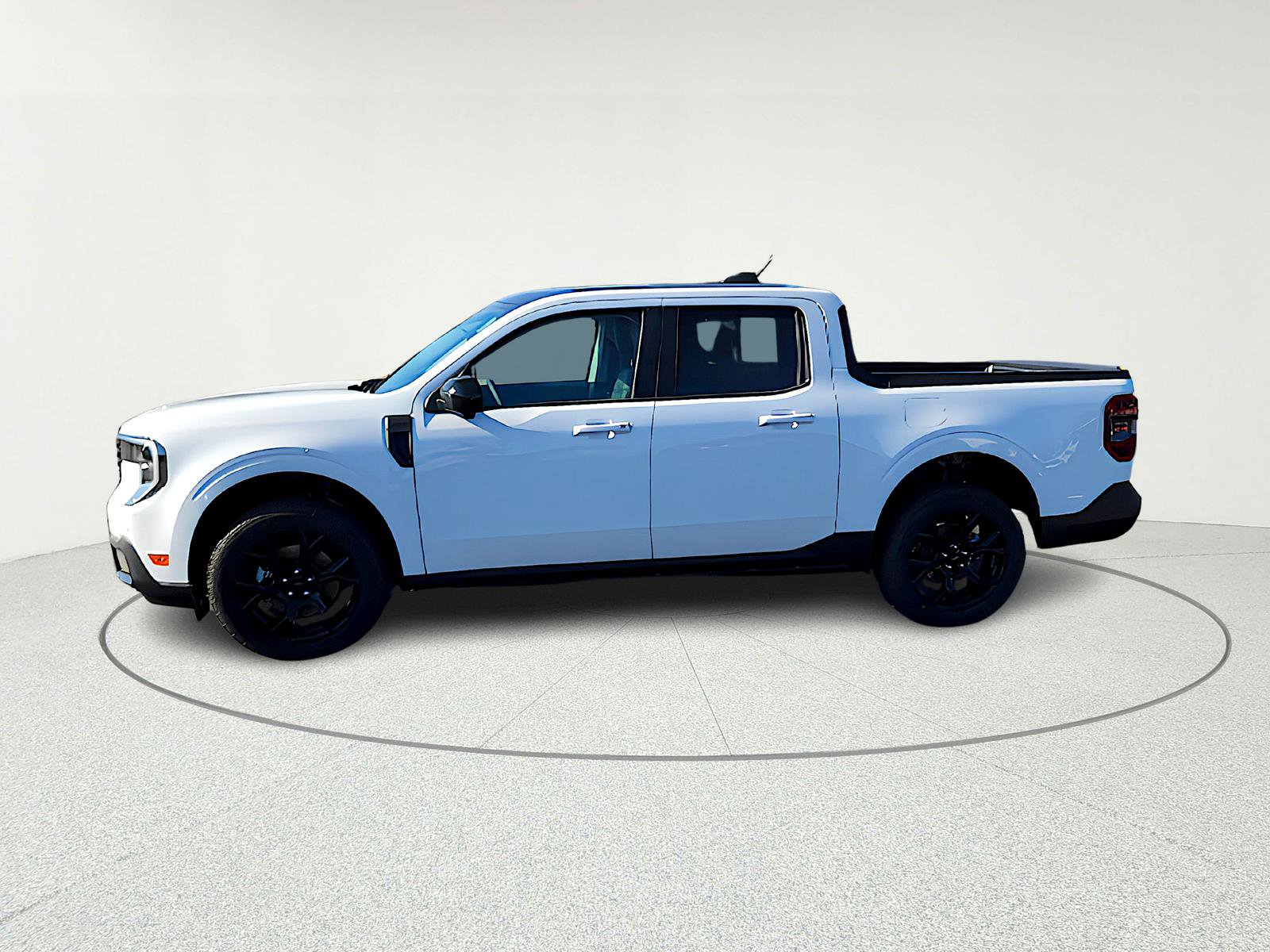 New 2025 Ford Maverick Lariat w/ Black Appearance Package image 4