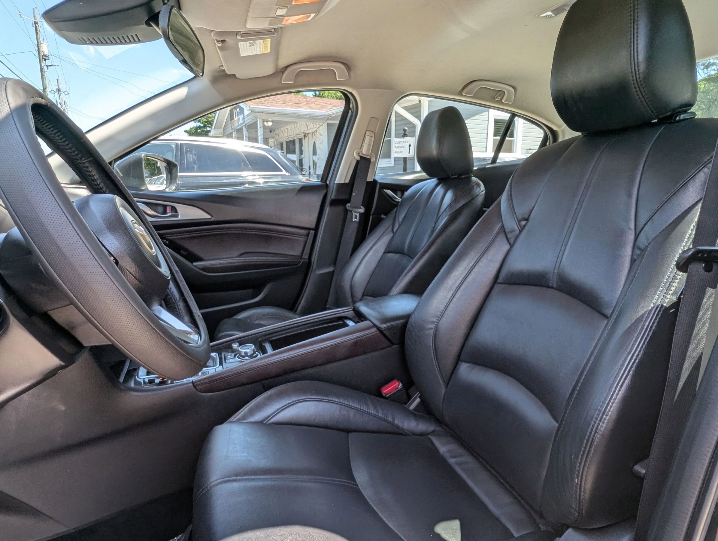 Used 2017 MAZDA MAZDA3 Touring FWD image 18