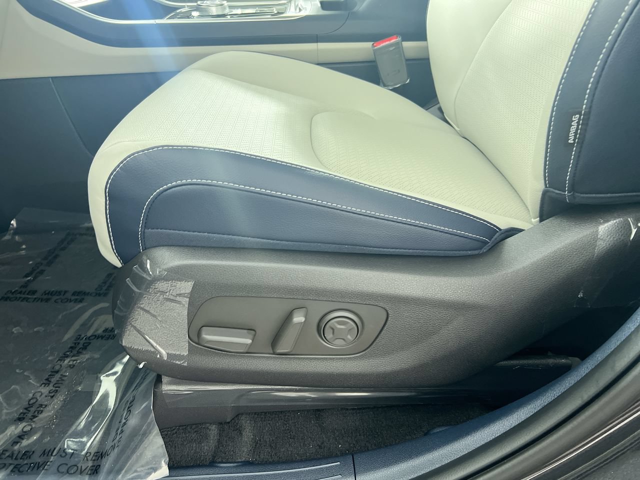 Certified 2025 Kia Carnival SX Prestige FWD image 15