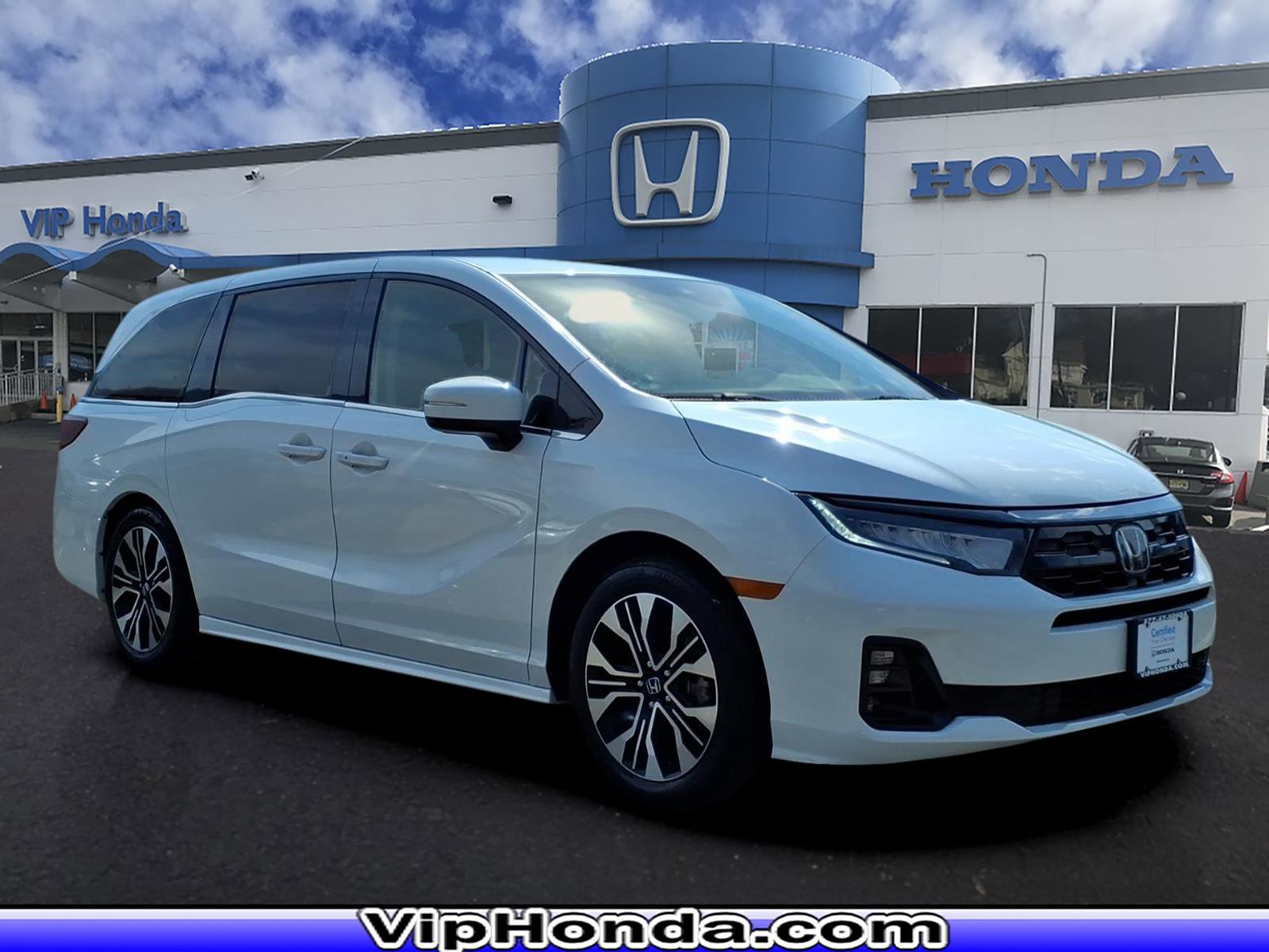Certified 2025 Honda Odyssey Elite image 1