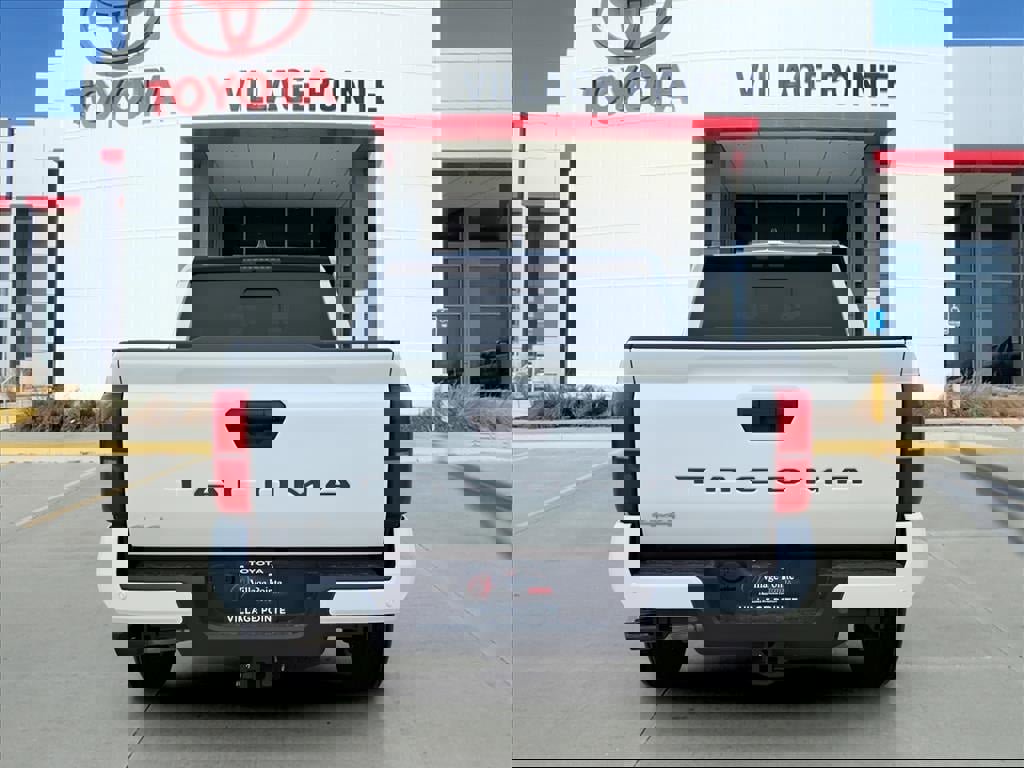 New 2025 Toyota Tacoma SR5 image 4