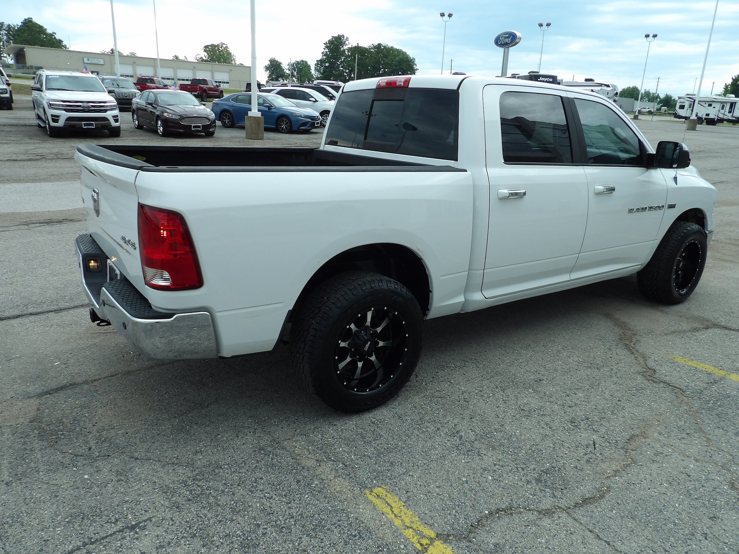 Used 2012 RAM 1500 Classic SLT w/ Protection Group AWD/4WD image 8