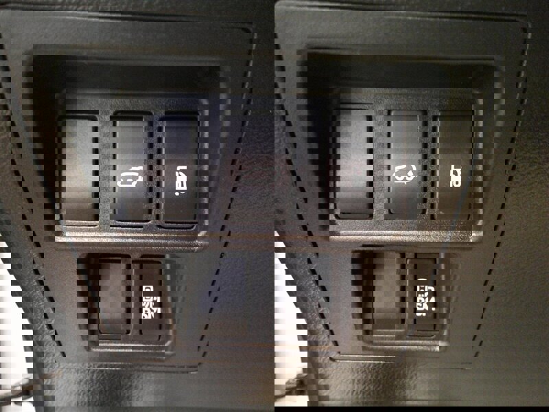 Used 2015 Lexus RX 450h AWD image 29