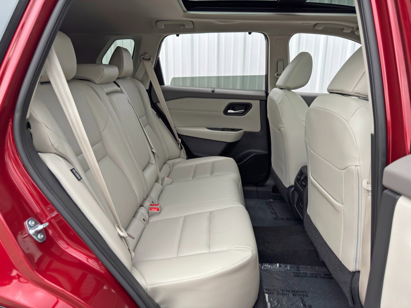 Used 2024 Nissan Rogue SV w/ SV Premium Package image 34