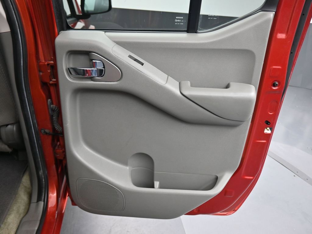 Used 2017 Nissan Frontier SV AWD/4WD image 28