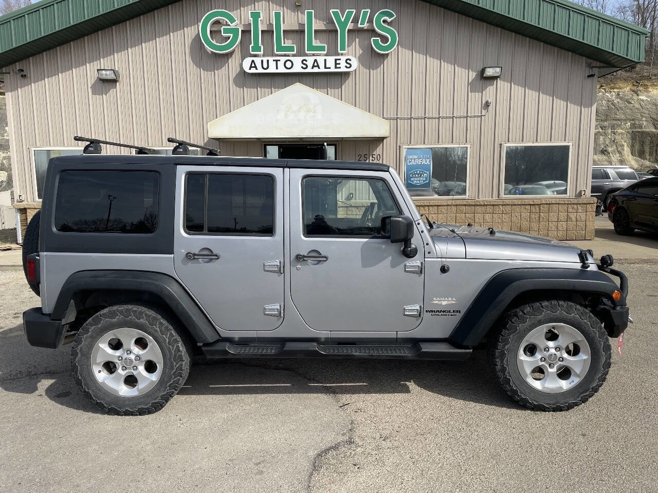 Used 2013 Jeep Wrangler Unlimited Sahara image 1
