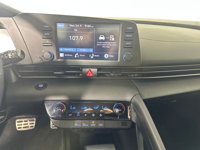 Certified 2025 Hyundai Elantra Sport image 21