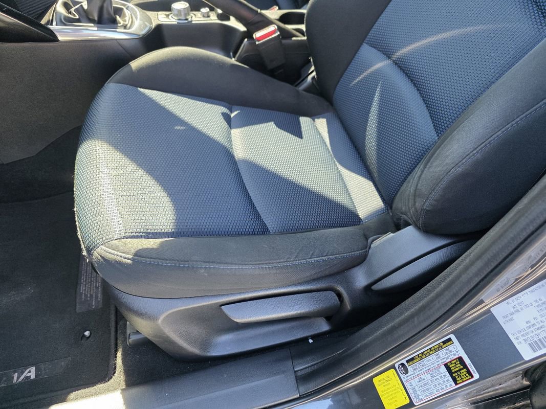 Used 2017 Toyota Yaris iA image 10