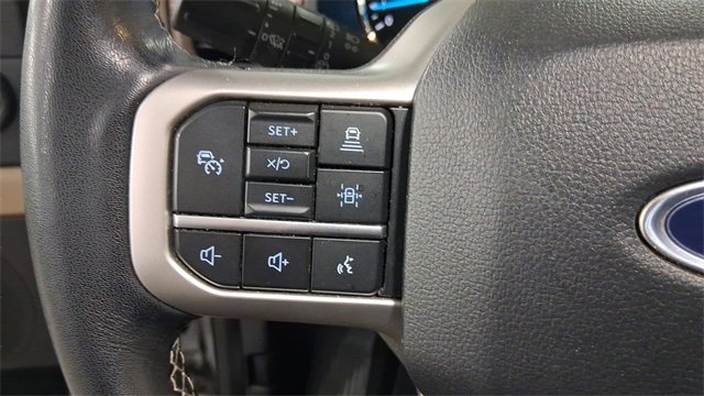 Used 2024 Ford Expedition Limited image 32