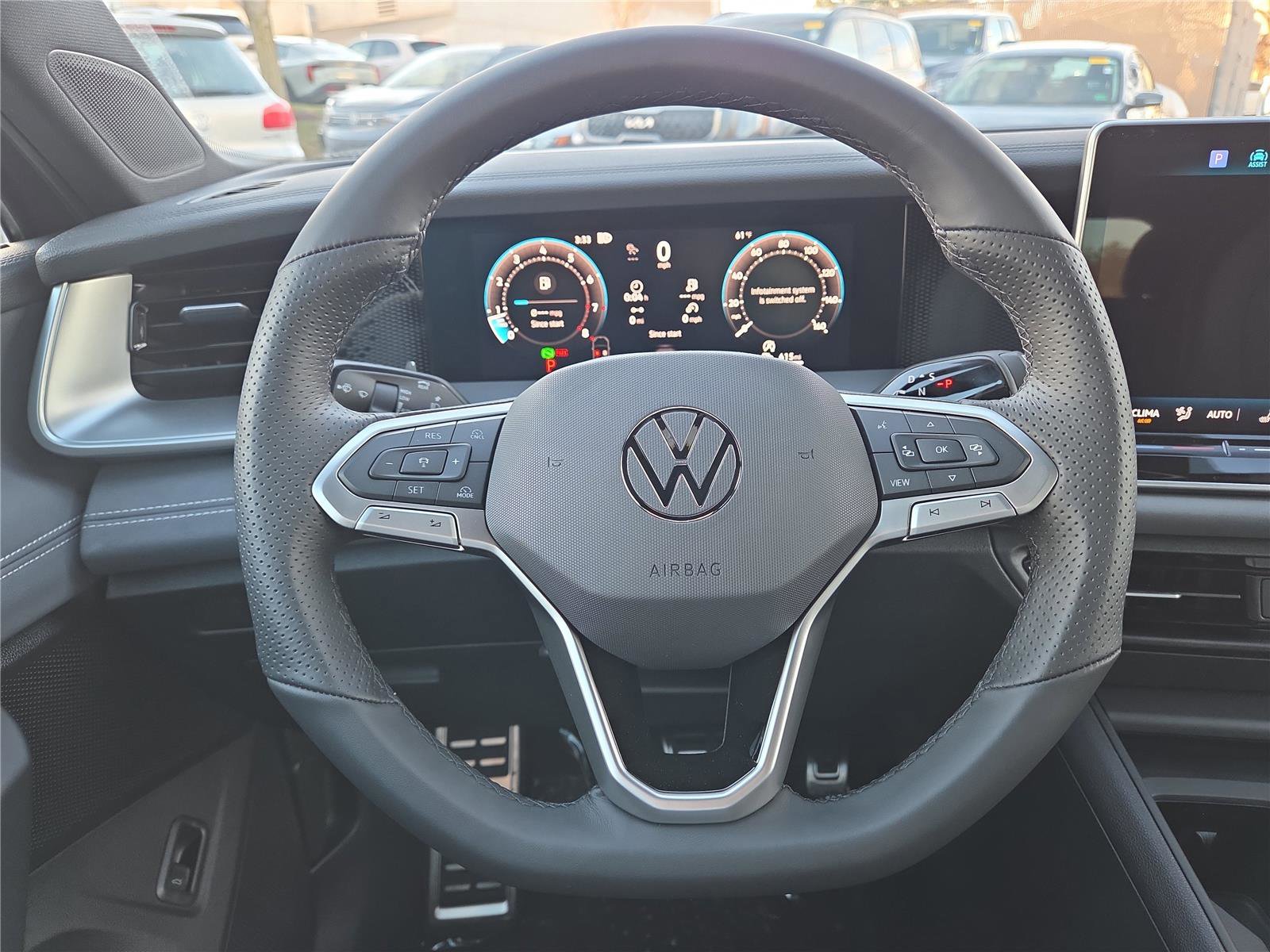 New 2026 Volkswagen Tiguan SE R-Line image 15