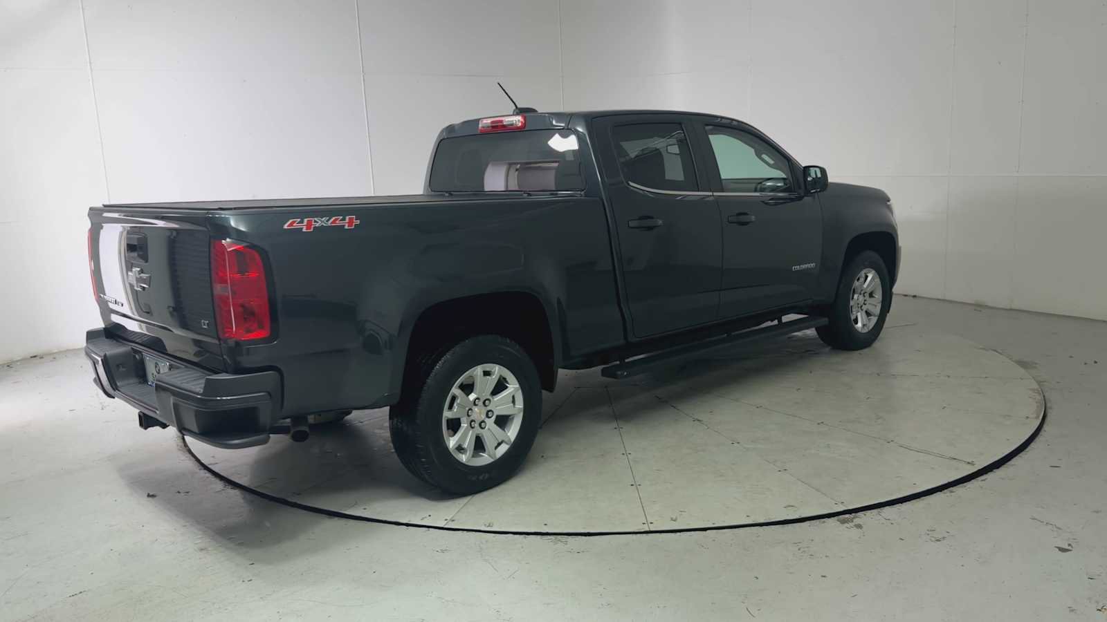 Used 2018 Chevrolet Colorado LT image 2