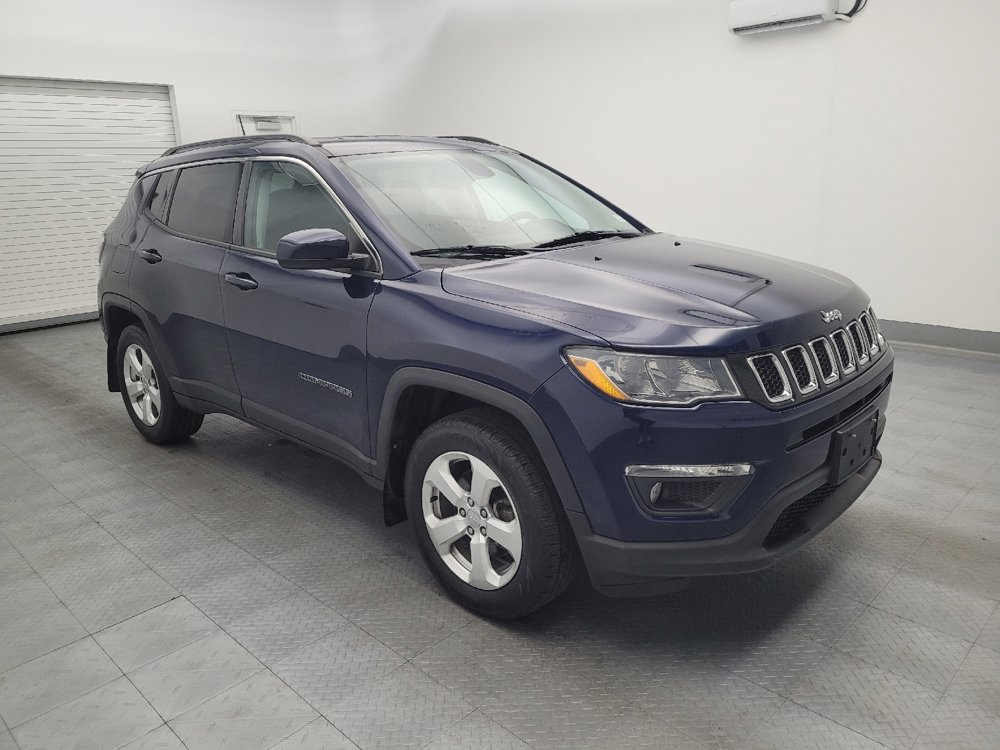 Used 2020 Jeep Compass Latitude w/ Cold Weather Group AWD/4WD image 11