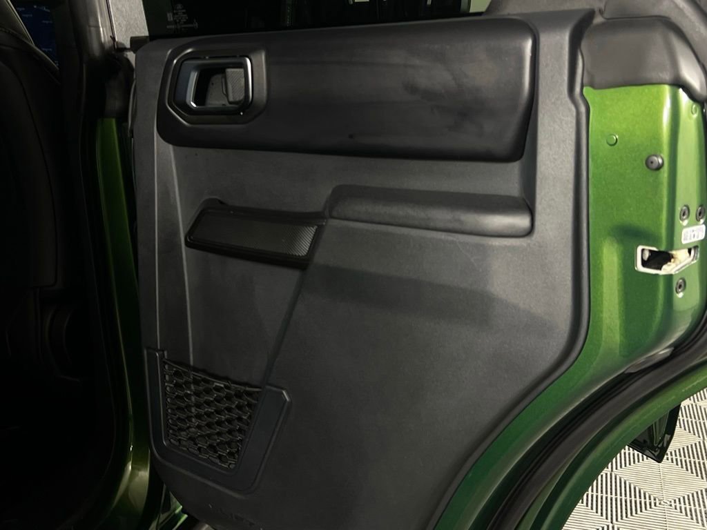 Used 2025 Ford Bronco Badlands image 29