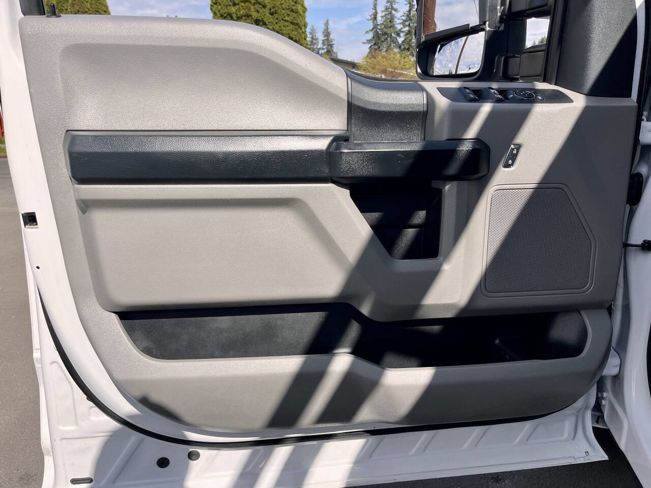 Used 2018 Ford F250 XL w/ Power Equipment Group RWD image 14