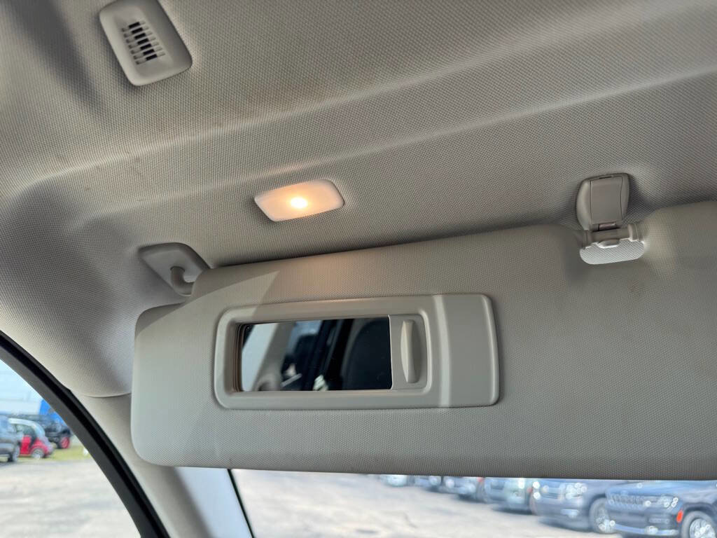 Used 2024 BMW X7 xDrive40i image 31