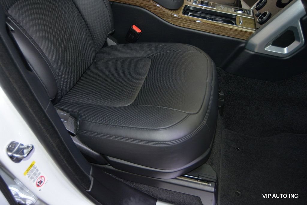 Used 2018 Land Rover Range Rover HSE image 20