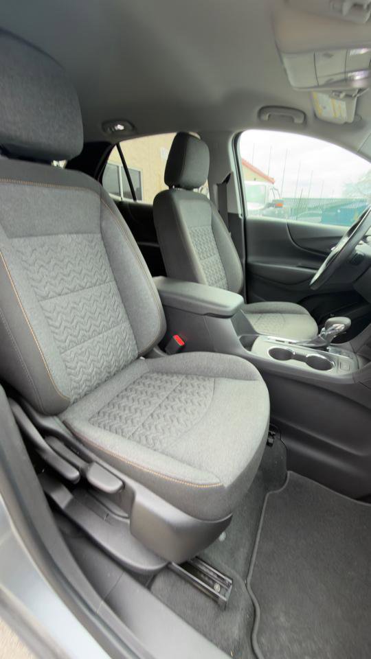 Used 2023 Chevrolet Equinox LT w/ Driver Convenience Package image 45