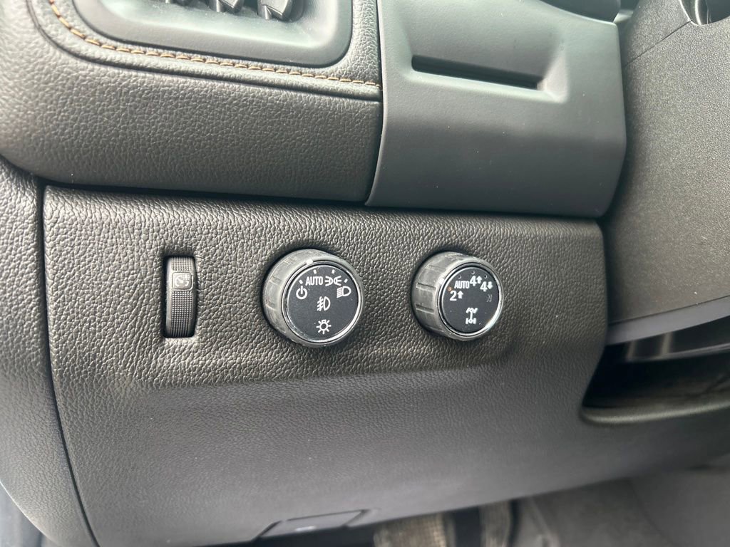 Used 2021 GMC Canyon AT4 w/ Driver Alert Package image 21