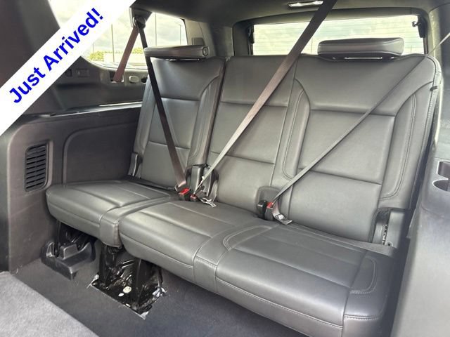 Used 2025 Chevrolet Suburban Z71 AWD/4WD image 11