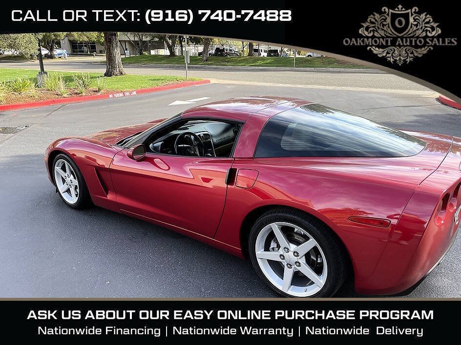 Used 2005 Chevrolet Corvette Coupe w/ Preferred Equipment Group RWD image 7