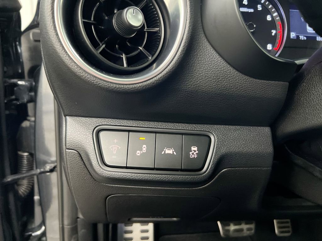 Used 2021 Kia Forte GT-Line w/ GT-Line Premium Package FWD image 18