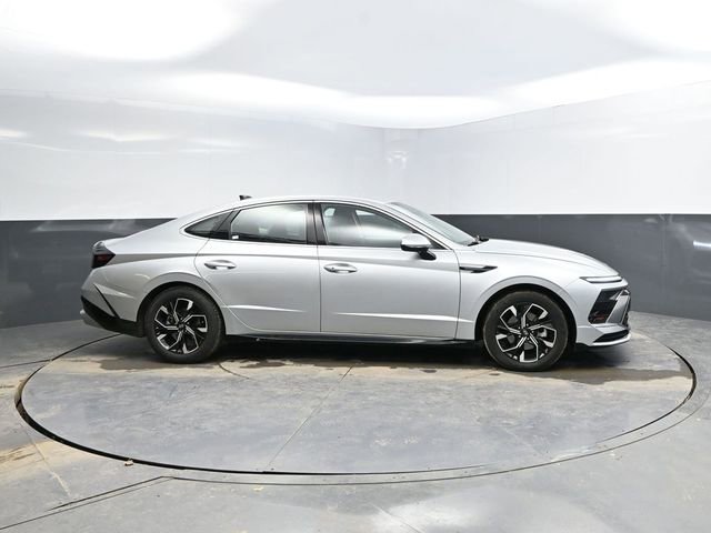 Used 2025 Hyundai Sonata SEL image 11