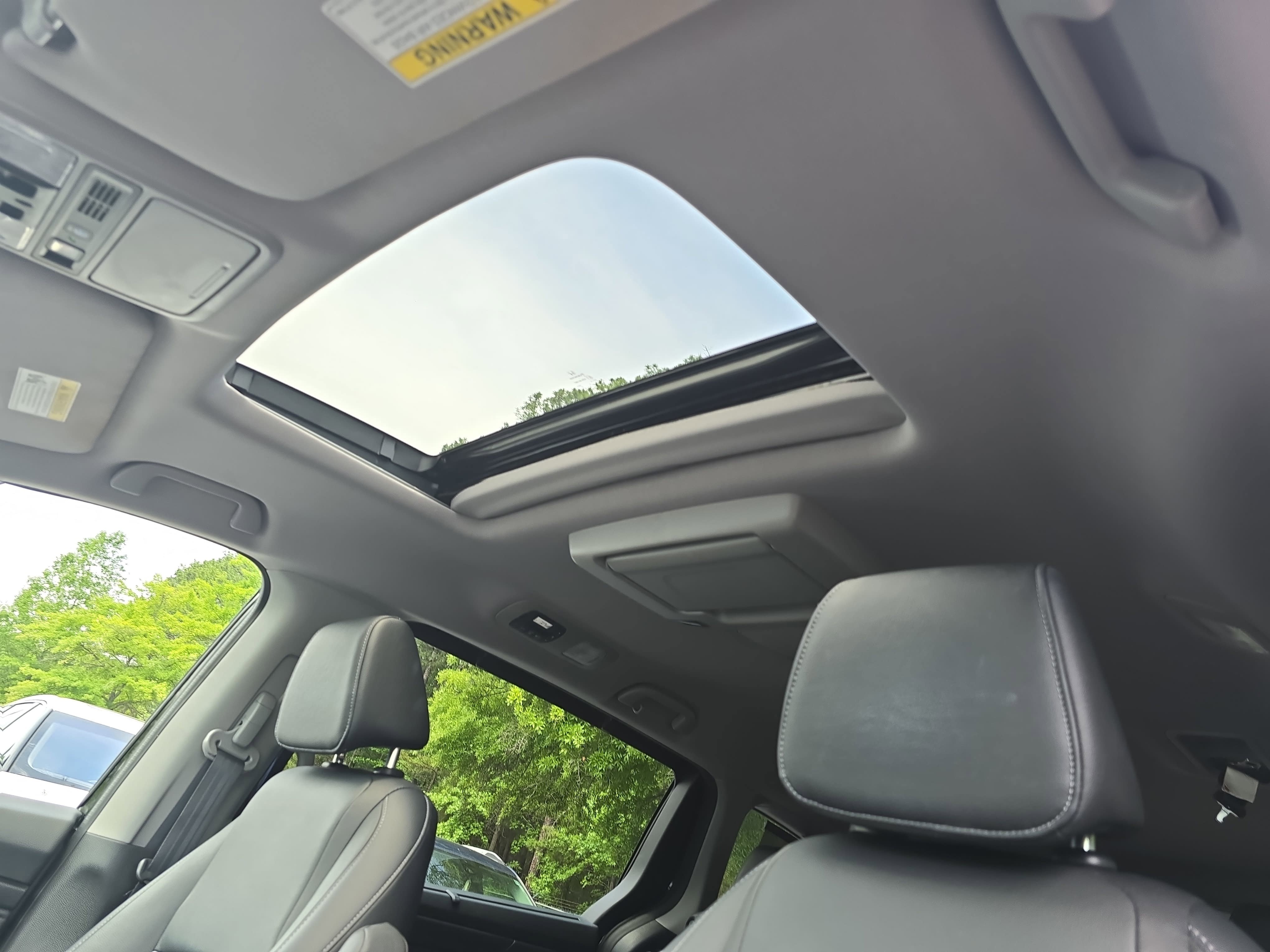 Used 2023 Honda Odyssey Touring image 30