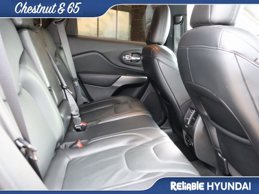 Used 2020 Jeep Cherokee Limited image 13