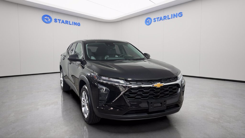 Certified 2024 Chevrolet Trax LS FWD image 15