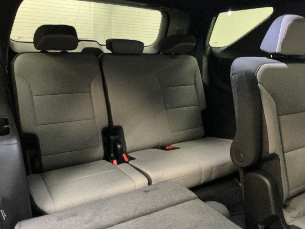 New 2026 Chevrolet Traverse LT w/ LPO, Floor Liner Package FWD image 30