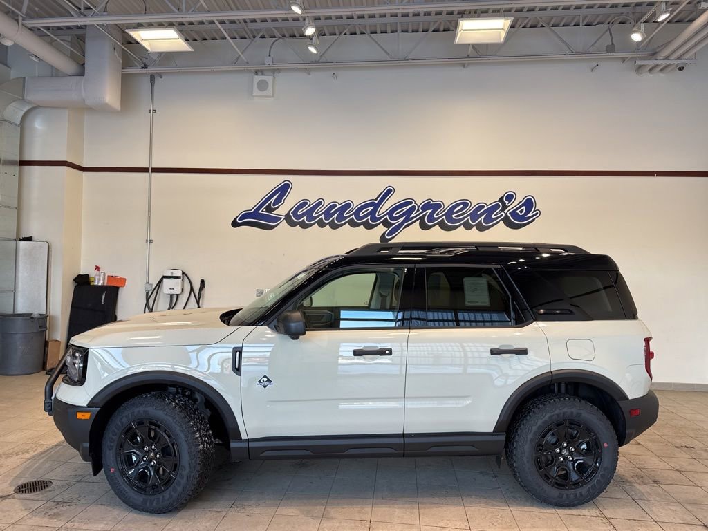 New 2025 Ford Bronco Sport Outer Banks w/ Sasquatch Outer Banks Package AWD/4WD image 2