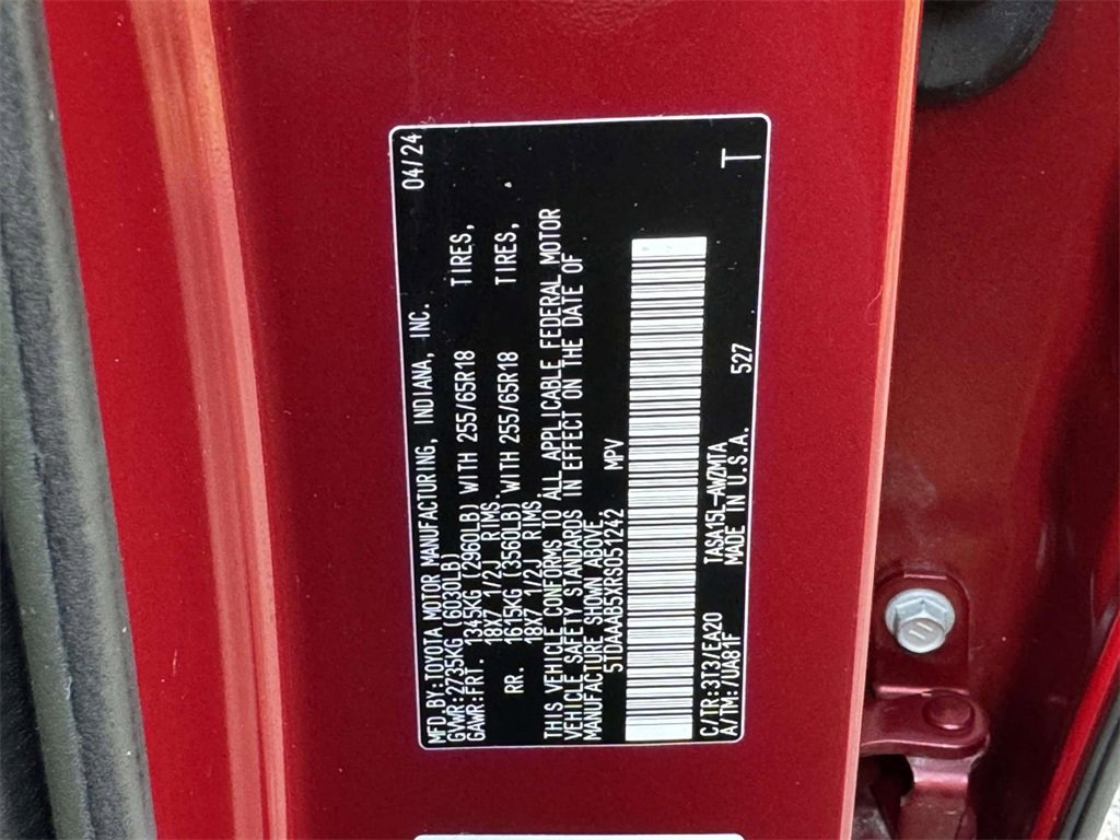 Used 2024 Toyota Grand Highlander XLE image 28