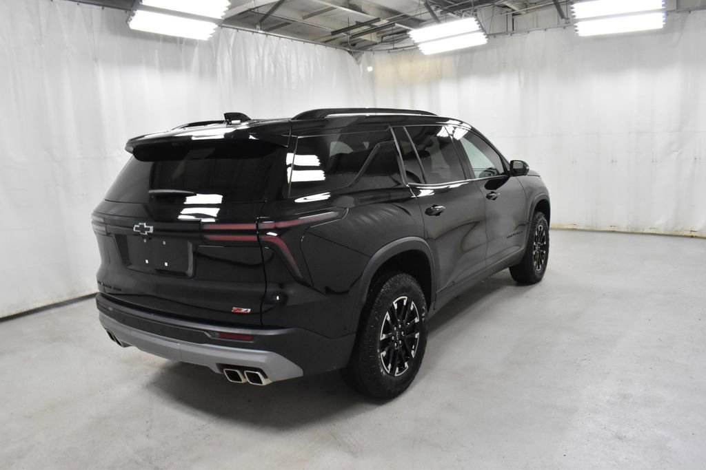 Used 2024 Chevrolet Traverse Z71 w/ Enhanced Driving Package AWD/4WD image 7