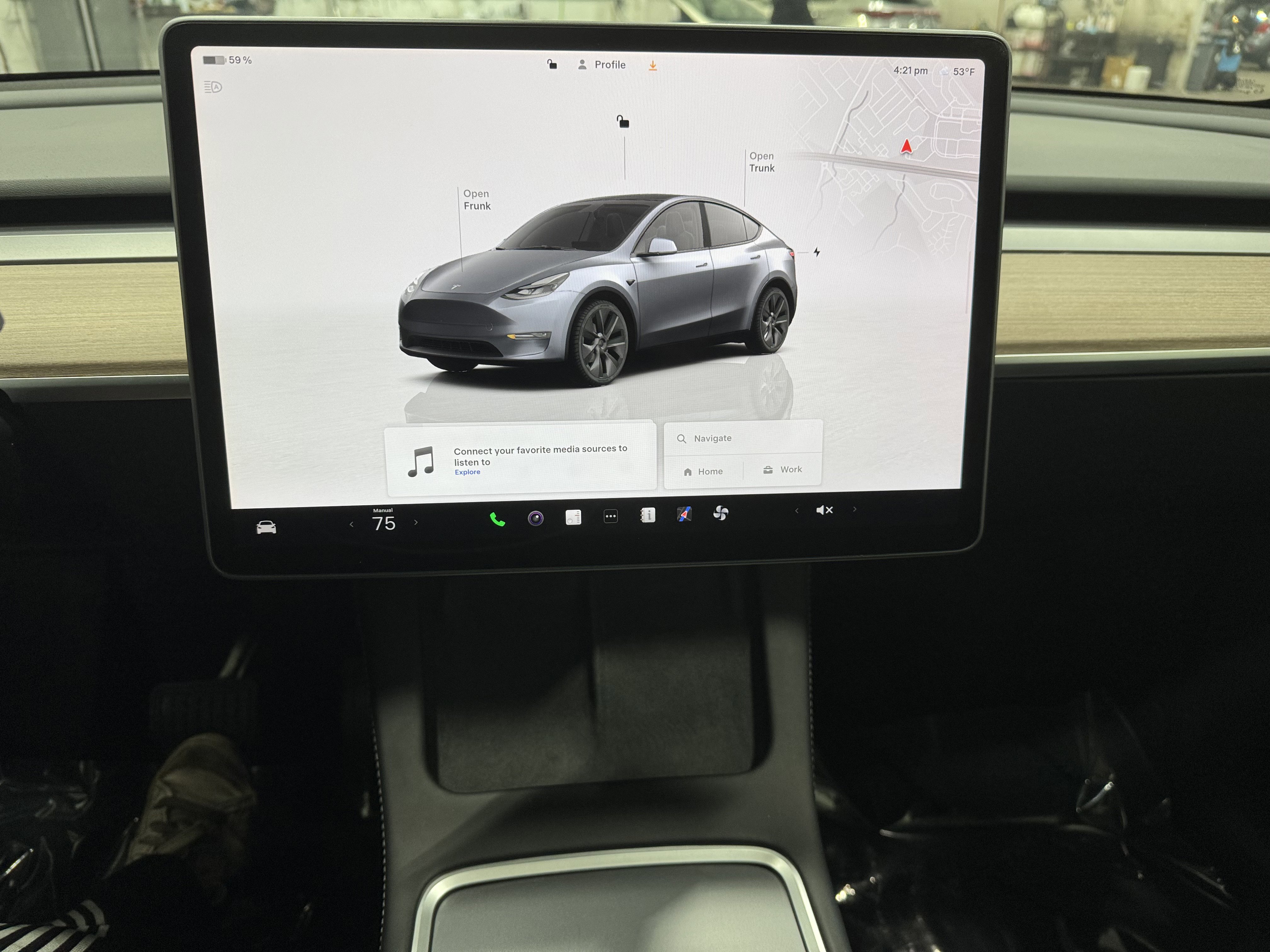 Used 2024 Tesla Model Y Long Range AWD/4WD image 32