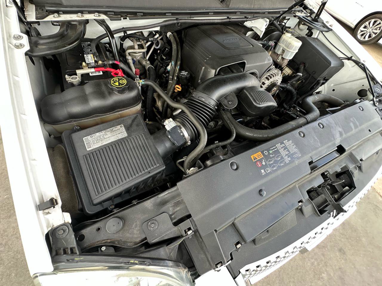 Used 2014 GMC Yukon XL Denali image 28