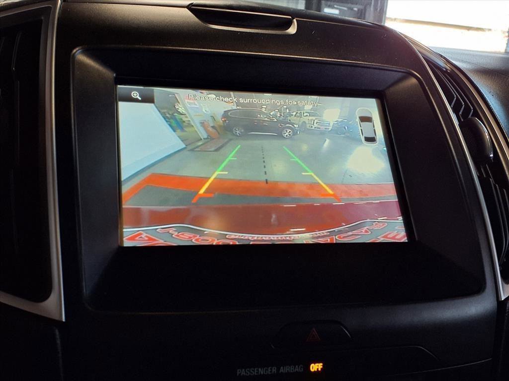 Used 2015 Ford Edge SEL w/ Equipment Group 201A image 21
