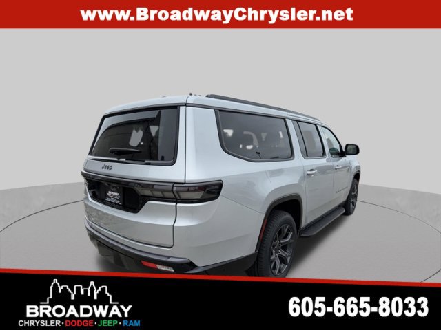New 2026 Jeep Grand Wagoneer L Limited AWD/4WD image 6