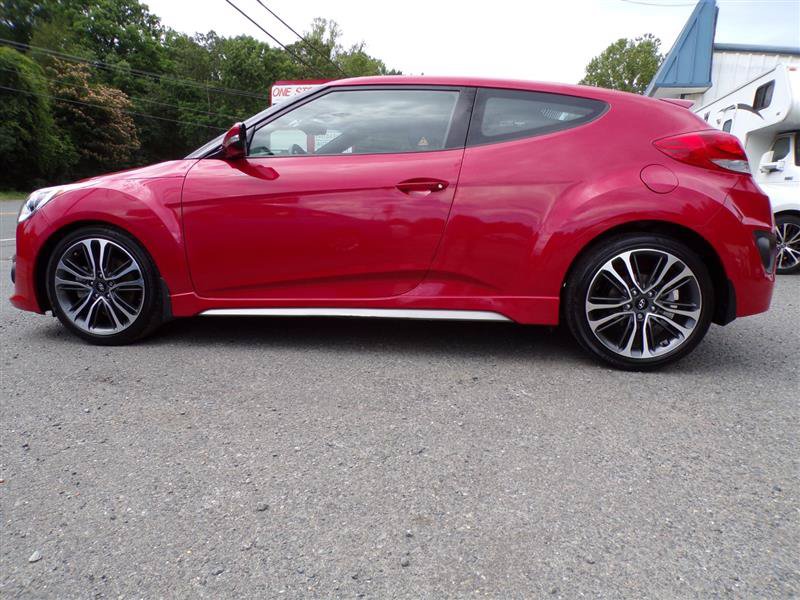 Used 2016 Hyundai Veloster Turbo w/ Option Group 04 FWD image 12
