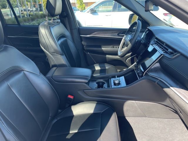 Certified 2024 Jeep Grand Cherokee Limited 4xe AWD/4WD image 19
