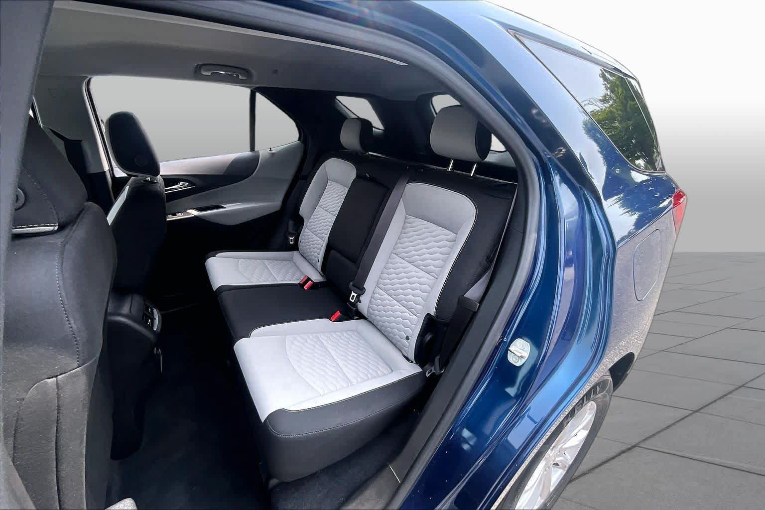 Used 2020 Chevrolet Equinox LT AWD/4WD image 19