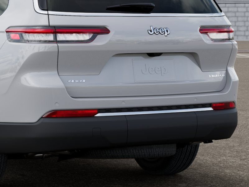 New 2026 Jeep Grand Cherokee L Limited w/ Trailer Tow Package AWD/4WD image 13