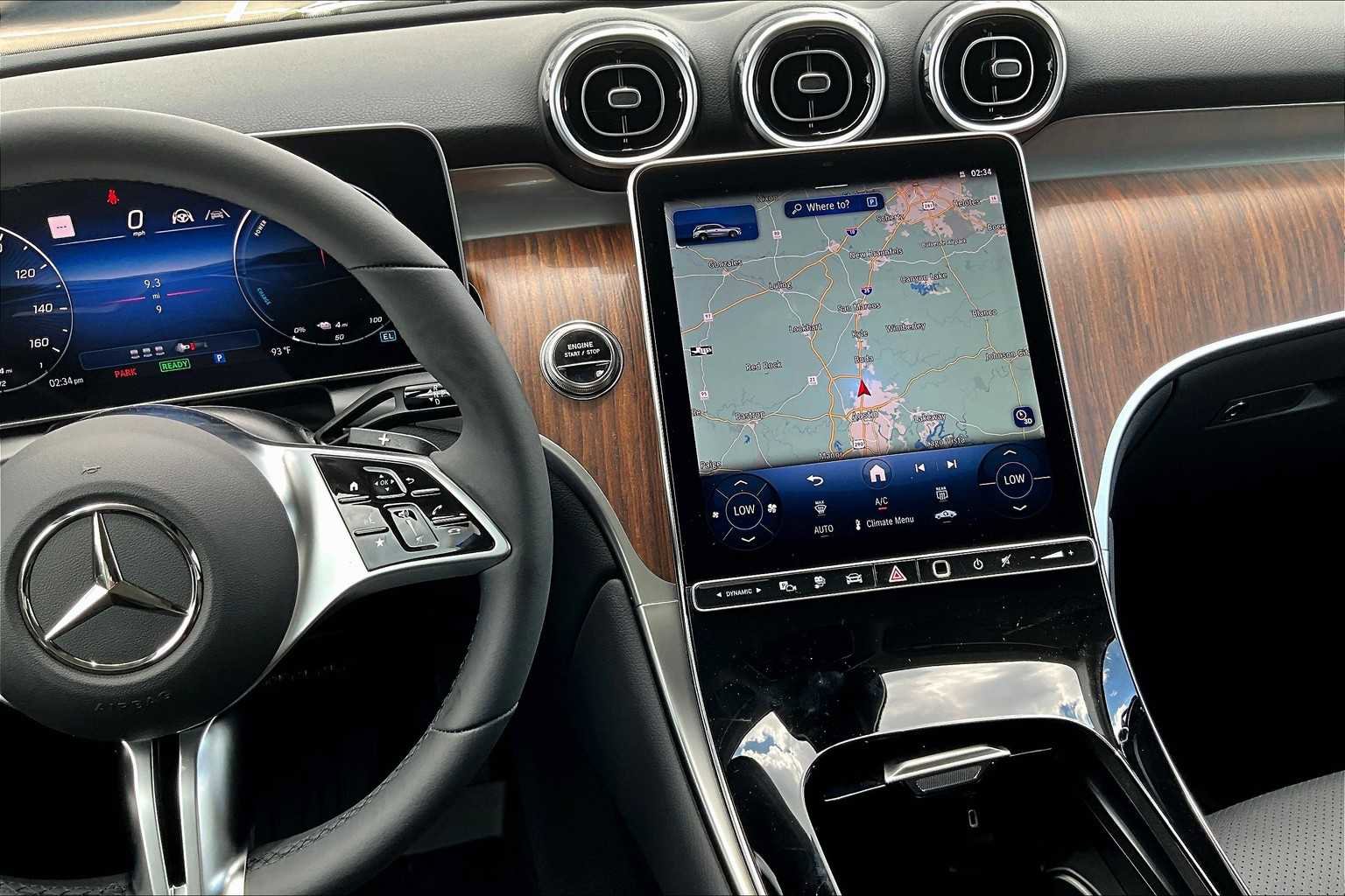New 2025 Mercedes-Benz GLC 350e 4MATIC image 6