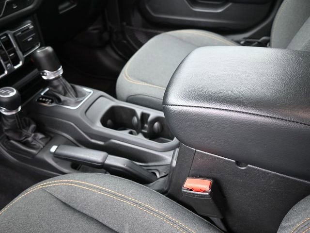 Used 2025 Jeep Wrangler Sport S image 33