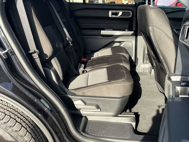 Used 2022 Ford Explorer XLT image 23