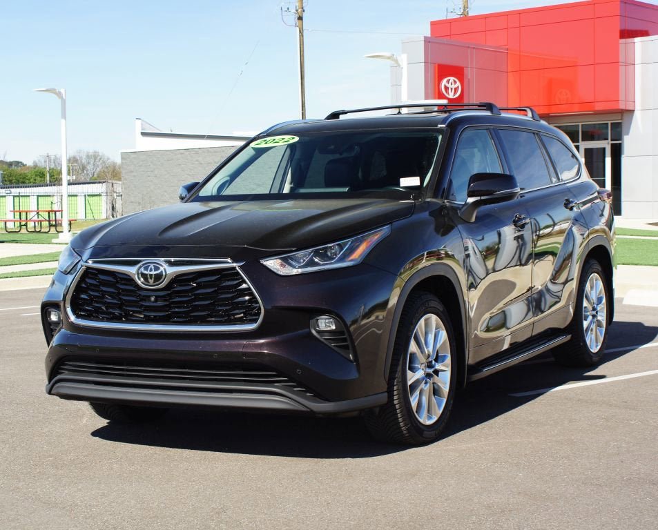 Used 2022 Toyota Highlander Limited AWD/4WD image 26