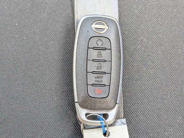 New 2025 Nissan Versa SR w/ Trunk Package image 30