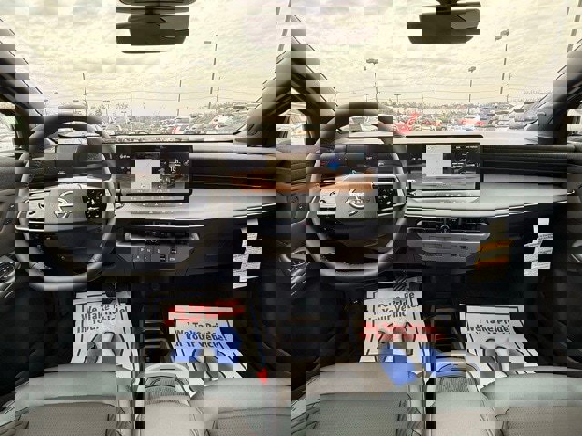 New 2026 Nissan Leaf Platinum+ w/ Cargo Package (Platinum+) image 20