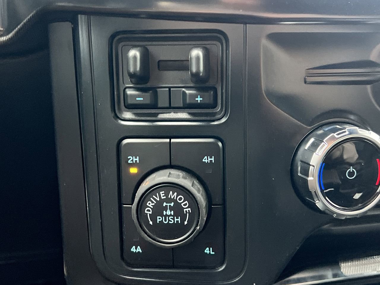 New 2025 Ford F150 Raptor image 7